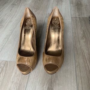 Vince Camuto Gold Peep-Toe Pumps-never worn before